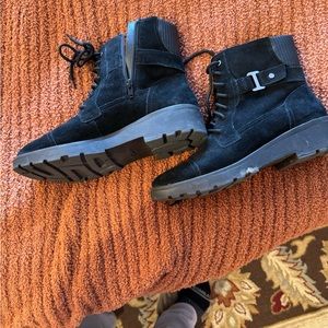 Ladies Clarks leather ankle boots size 10